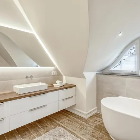 3 Bedroom Stunning In Sittensen Kalbe Holiday home