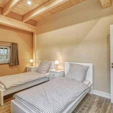 Holiday home 3 Bedroom Stunning In Sittensen Kalbe
